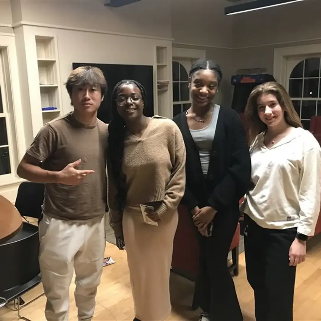 “To Be, or Not to Be” EHS Ninth Graders Compete in the Annual Shakespeare Monologue Competition